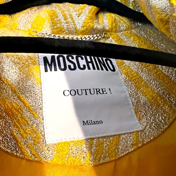 Moschino Yellow and Sliver Chevron Puffer Coat. NWT ! - Picture 8 of 10